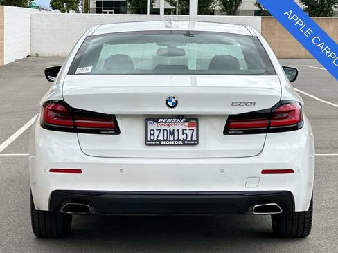 Used 2022 BMW 530i w/ Convenience Package RWD image 5