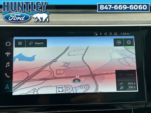 Used 2024 Audi Q8 e-tron Premium Plus w/ Premium Plus Package image 32