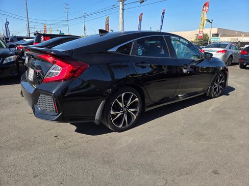 Used 2018 Honda Civic Si image 4
