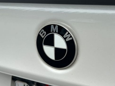 Used 2017 BMW 540i RWD image 17