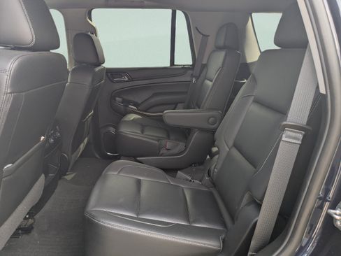Used 2019 Chevrolet Tahoe LT w/ Luxury Package AWD/4WD image 8