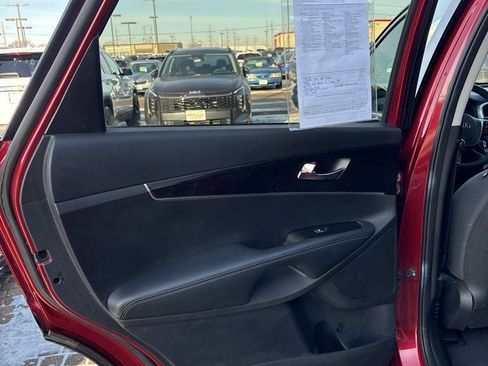 Used 2019 Kia Sorento S image 20