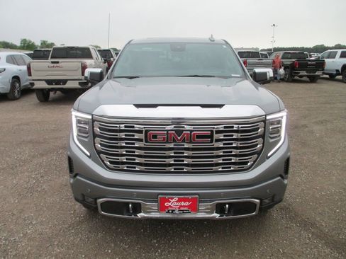 New 2026 GMC Sierra 1500 Denali w/ Denali Reserve Package AWD/4WD image 12