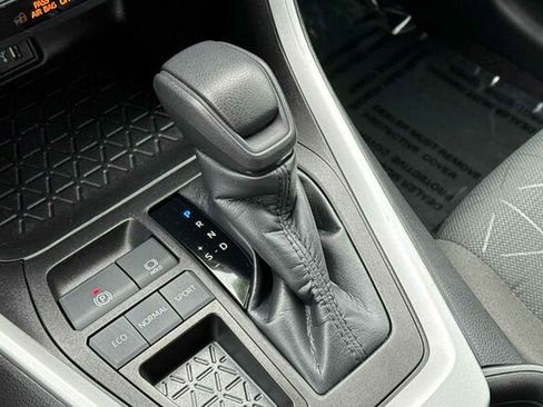 Used 2023 Toyota RAV4 XLE image 21