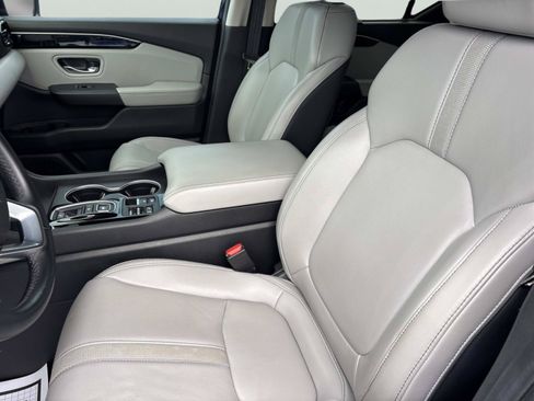 Used 2023 Honda Pilot Touring image 25