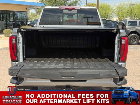 Used 2025 GMC Sierra 3500 Denali Ultimate AWD/4WD image 10