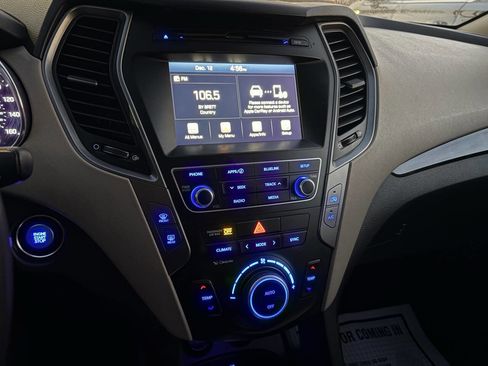 Used 2017 Hyundai Santa Fe Sport image 30