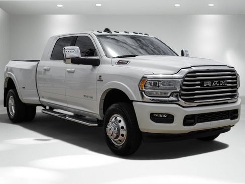 Used 2023 RAM 3500 Limited AWD/4WD image 5