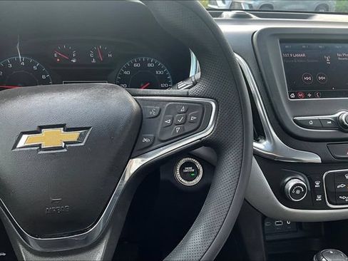 Used 2020 Chevrolet Equinox LS AWD/4WD image 12