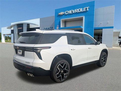 New 2026 Chevrolet Traverse High Country w/ LPO, Floor Liner Package image 4