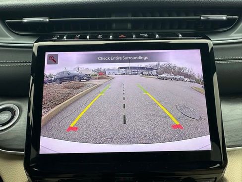 Used 2023 Jeep Grand Cherokee L Limited image 44