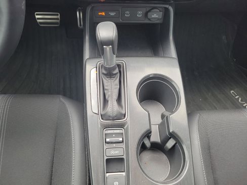 Used 2025 Honda Civic Sport image 16