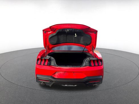 Used 2024 Ford Mustang Premium image 9