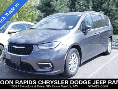 Used 2022 Chrysler Pacifica Touring-L