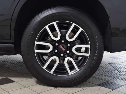 Used 2023 GMC Yukon AT4 w/ AT4 Premium Plus Package image 29