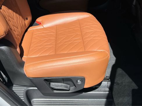 Used 2025 Kia Telluride EX X-Line AWD/4WD image 17