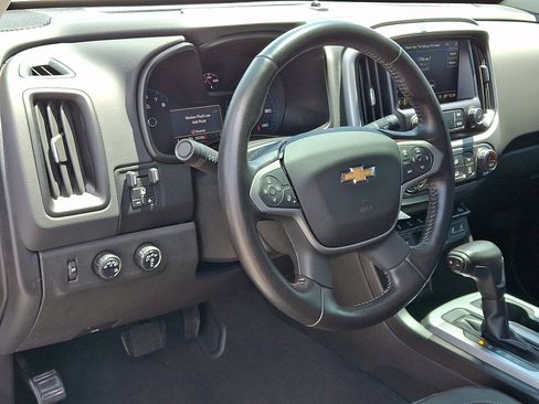 Used 2021 Chevrolet Colorado ZR2 w/ ZR2 Dusk Special Edition AWD/4WD image 17