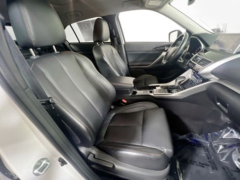 Used 2019 Mitsubishi Eclipse Cross SE AWD/4WD image 27