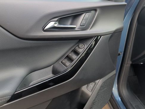 Certified 2026 Chevrolet Equinox LT image 11