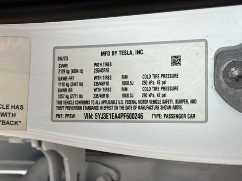 Used 2023 Tesla Model 3 Standard Range RWD image 31