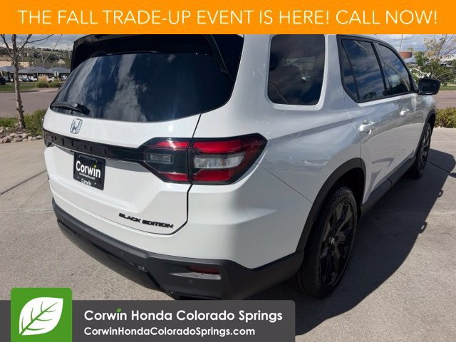 New 2026 Honda Pilot Black Edition image 8