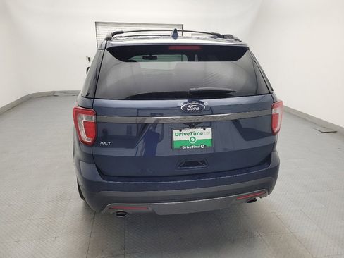 Used 2017 Ford Explorer XLT w/ Equipment Group 202A FWD image 6