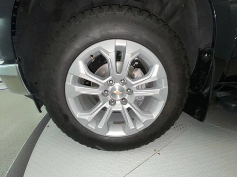 Used 2024 Chevrolet Silverado 1500 LTZ AWD/4WD image 10