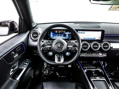 New 2026 Mercedes-Benz GLB 35 AMG 4MATIC image 4