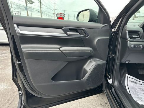 Used 2025 GMC Terrain Elevation image 9