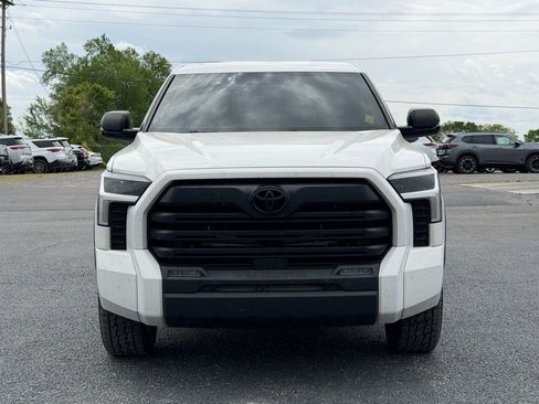 Used 2023 Toyota Tundra SR5 w/ SR5 Convenience Package image 10