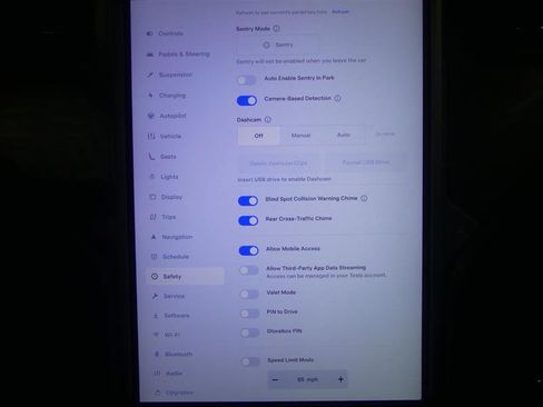 Used 2019 Tesla Model X Long Range image 19