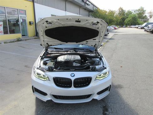 Used 2016 BMW M235i Coupe w/ Technology Package image 30