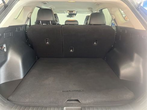 Used 2025 Kia Sportage EX FWD image 8