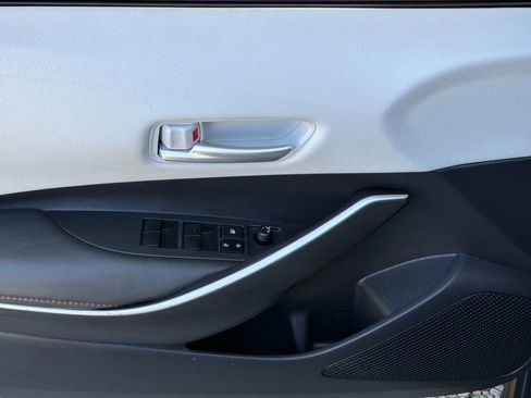 Used 2025 Toyota Corolla FX w/ Convenience Package image 3