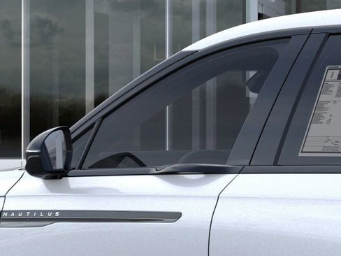New 2025 Lincoln Nautilus Premier w/ Equipment Group 102A image 20