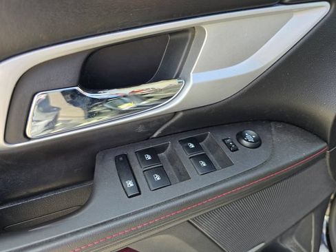 Used 2010 GMC Terrain SLT FWD image 16