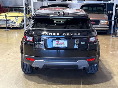 Used 2017 Land Rover Range Rover Evoque SE Premium image 9