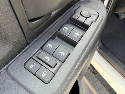 New 2026 RAM 2500 Tradesman AWD/4WD image 12