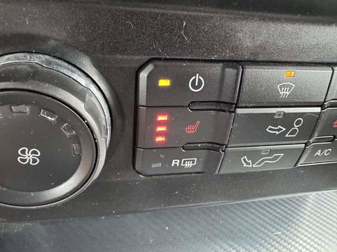 Used 2019 Ford F150 XLT w/ Equipment Group 302A Luxury image 34