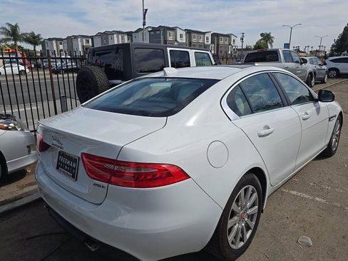 Used 2019 Jaguar XE RWD image 4