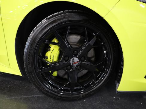 Used 2022 Chevrolet Corvette Stingray Premium Conv w/ Z51 Performance Package image 13