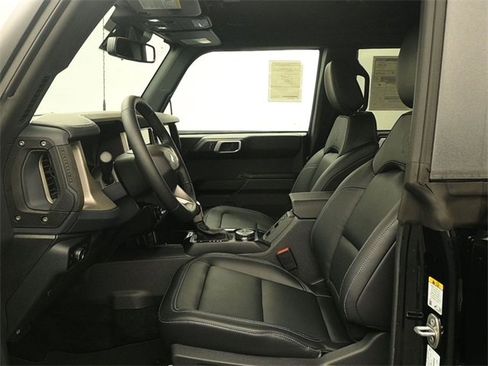 New 2025 Ford Bronco Outer Banks image 11