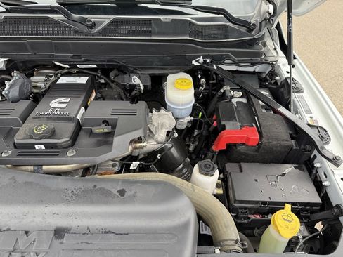 Used 2024 RAM 2500 Big Horn image 38