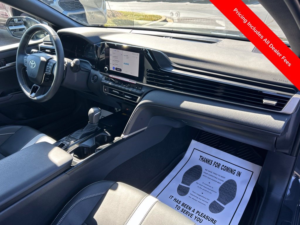 Used 2026 Toyota Camry SE FWD image 21
