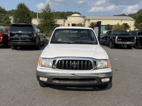 Used 2003 Toyota Tacoma 2WD Xtracab w/ SR5 Pkg image 2