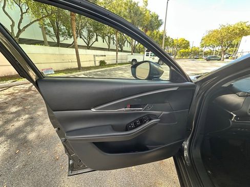 Used 2023 MAZDA CX-30 AWD 2.5 S w/ Preferred Package image 17