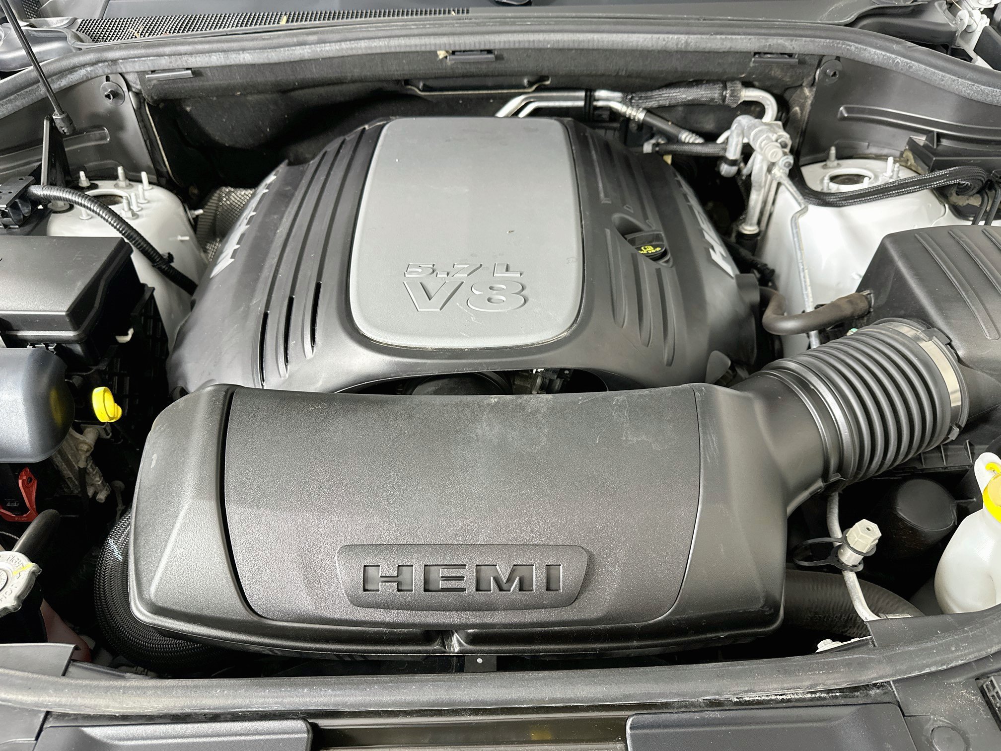 Used 2023 Dodge Durango R/T w/ Hemi Orange Plus Package AWD/4WD image 36