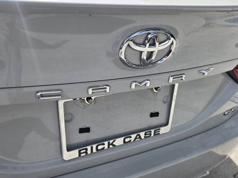 Used 2023 Toyota Camry SE FWD image 14