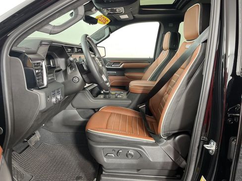 Certified 2025 GMC Sierra 1500 Denali Ultimate image 22