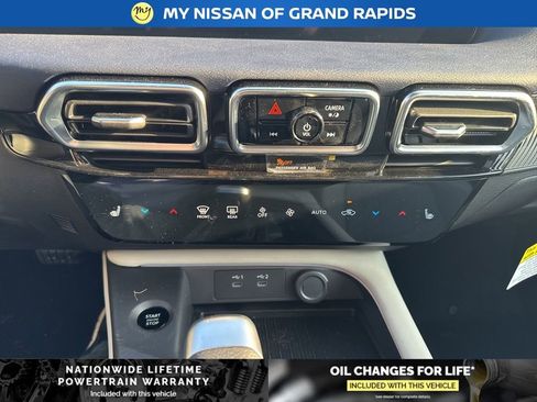 New 2026 Nissan Sentra SL w/ Floor Mat Package FWD image 17
